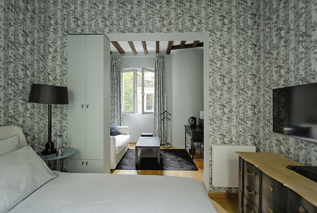 Be And Be Sablon Bed & Breakfast Brussels Exterior photo