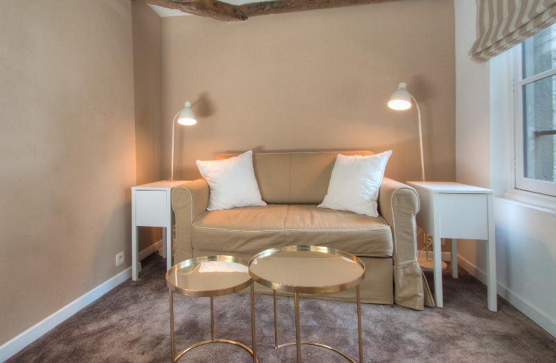 Be And Be Sablon Bed & Breakfast Brussels Exterior photo